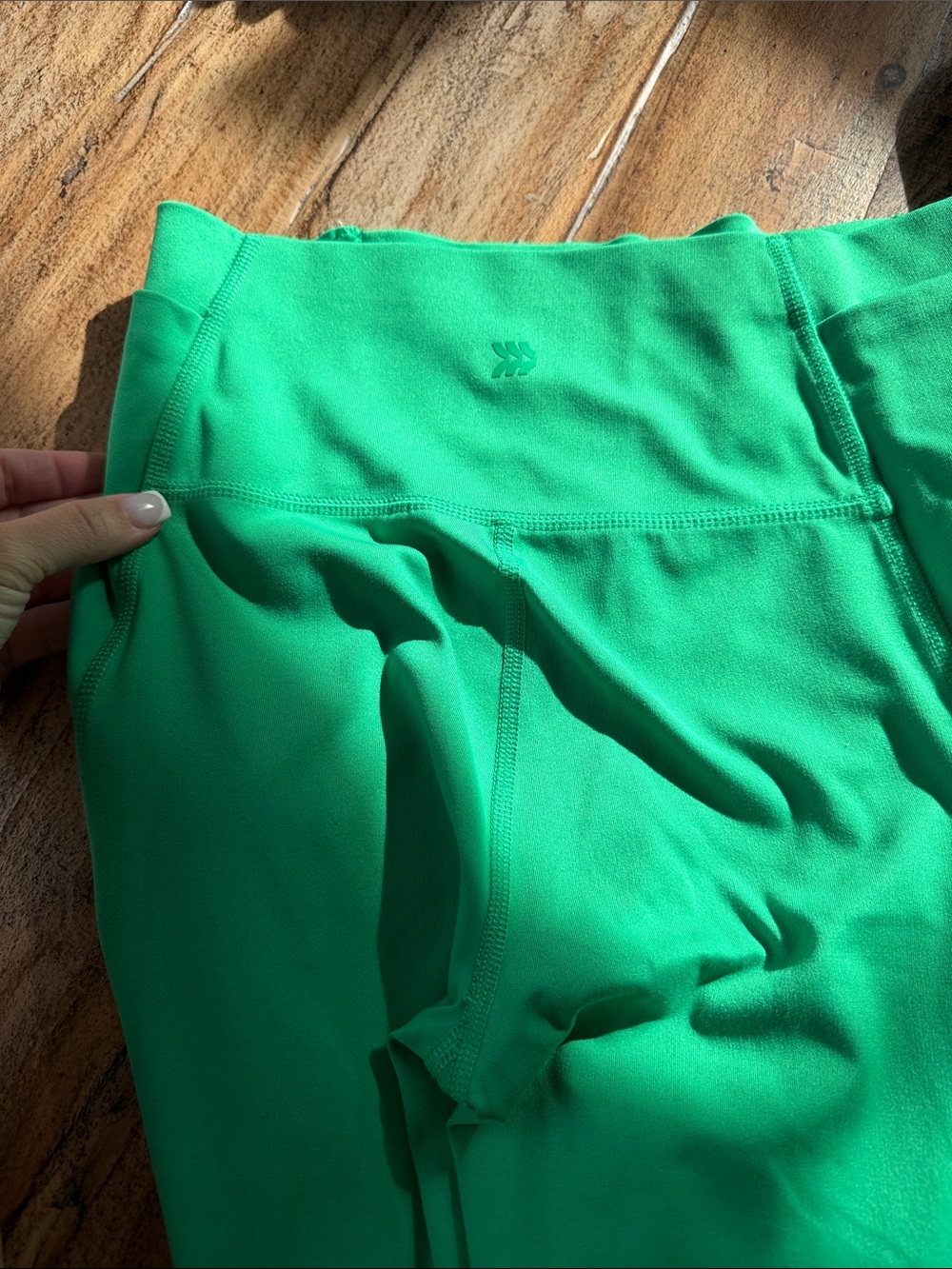 all in motion Bright Green High-Waist Leggings with Matching Crop Top - Picture 2 of 4